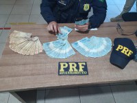 PRF apreende 22 mil reais e prende duas pessoas por crime eleitoral, em Marabá/PA