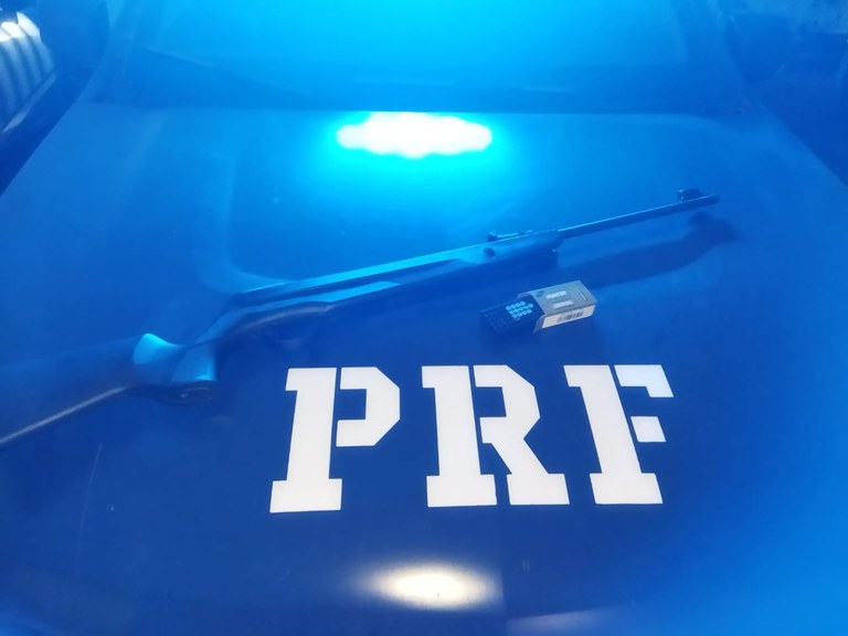 PRF apreende arma de fogo, em Itaituba/PA