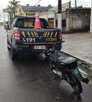 PRF recupera motocicleta roubada, em Capanema/PA