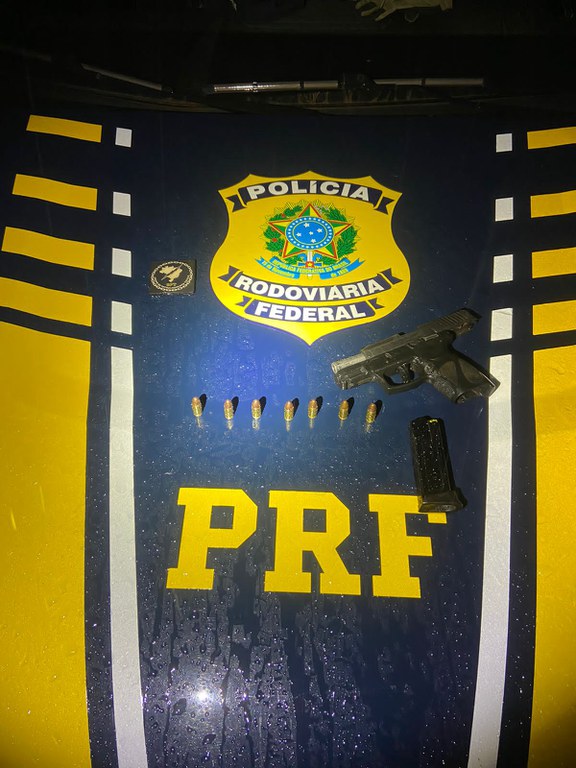 PRF apreende arma de fogo e munições, em Novo Repartimento/PA