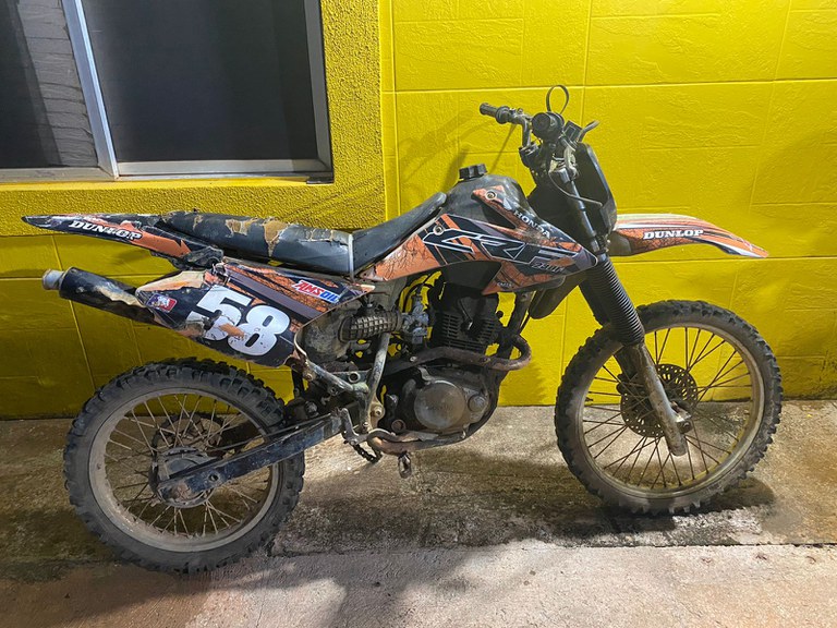 Motocicleta apreendida adulterada.jpeg