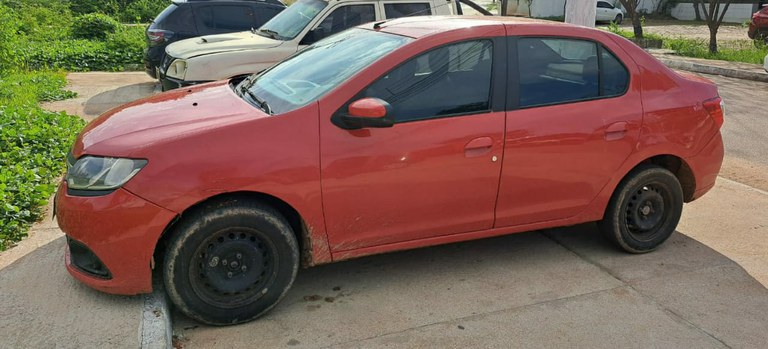 Veículo recuperado.jpeg