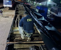 PRF apreende 39 m³ de madeira ilegal em Marabá/PA