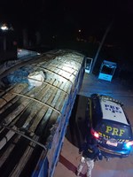 PRF apreende 101 m³ de madeira ilegal em Marabá/PA