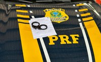 PRF prende passageiros de ônibus procurados pela justiça por homicídio, sequestro e cárcere privado, em Santarém/PA