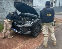 PRF recupera caminhonete roubada durante fiscalização na BR-316, em Santa Izabel do Pará/PA