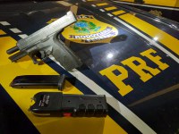 PRF apreende arma de fogo e munições durante fiscalização, em Ipixuna/PA.