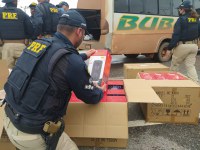 PRF apreende mais de 300 produtos falsificados, em Altamira/PA