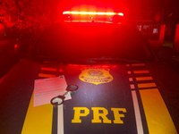 PRF prende mulher condenada por homicídio, em Medicilândia/PA