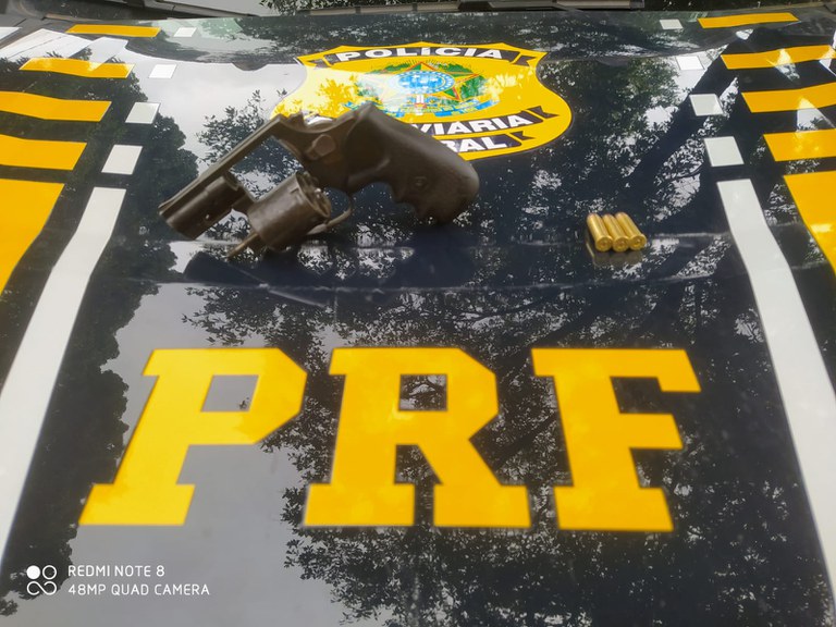 PRF apreende 05 armas de fogo e mais de 30 munições, em Redenção/PA