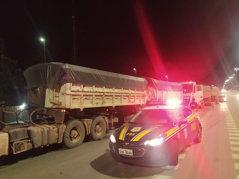 PRF apreende 110 toneladas de minério, em Marabá/PA