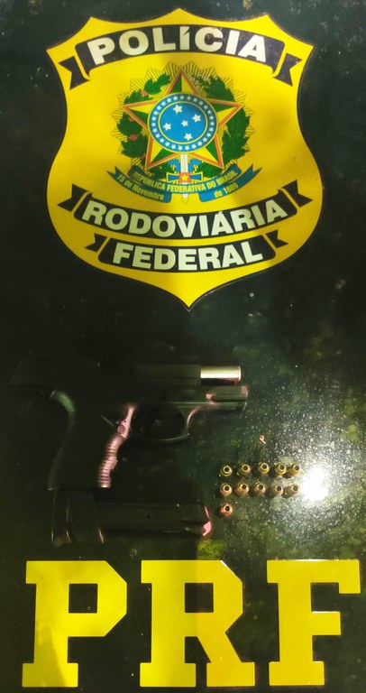 PRF apreende arma de fogo e 11 munições, em Altamira.jpeg
