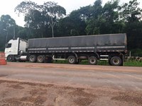 PRF apreende mais de 9.000 caixas de cervejas, em Santarém/PA.