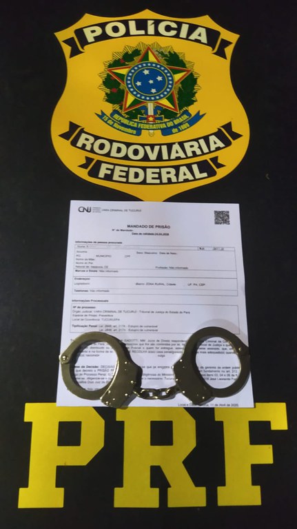 PRF prende homem com mandado de prisão em aberto, em Altamira/PA