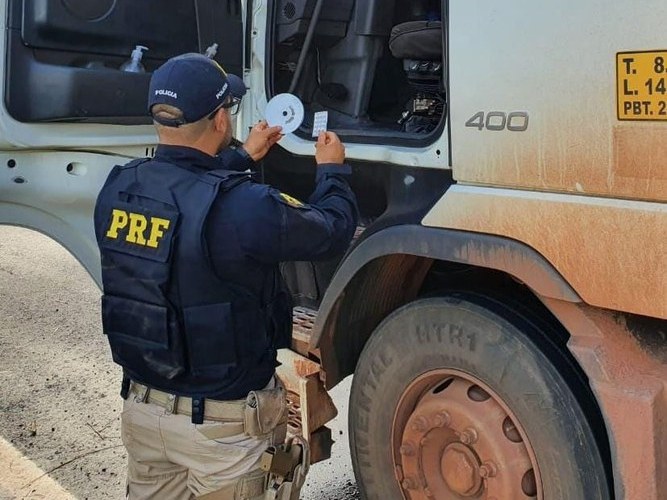 PRF apreende 30 comprimidos de anfetamina, em Dom Eliseu/PA