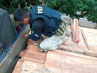 PRF apreende 66 m³ de madeira ilegal em Santa Maria do Pará