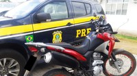PRF na Paraíba recupera motocicleta roubada em Recife e que circulava clonada na capital paraibana