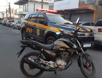 PRF recupera motocicleta roubada e adulterada no agreste paraibano