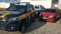 PRF recupera veículo furtado na capital paraibana