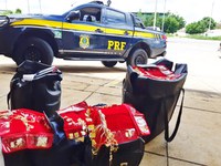 PRF apreende carga de semijoias sem nota fiscal