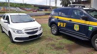 Após perseguição, PRF recupera veículo furtado