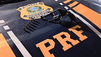 PRF na Paraíba prende sete indivíduos, apreende cinco veículos e uma arma de fogo com munições