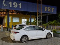 PRF apreende dois carros na madrugada desta terça-feira (14) em Campina Grande-PB