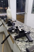 PRF apreende arsenal de armas e munições em Alhandra-PB e detém suspeito por homicídio tentado e comércio ilegal de armas