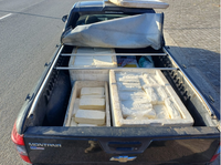 PRF na Paraíba retira 250 kg de queijo sem nota e em más condições de circulação e detém homem por tráfico de drogas