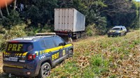 PRF apreende 625 mil maços de cigarros no Paraná