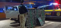 PRF encontra caminhonete com quase meia tonelada de maconha