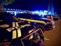 PRF e PCPR prendem 17 integrantes de associação criminosa ligada a roubos de carga com prejuízo de R$ 2 milhões