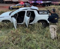 PRF apreende quase 400 kg de maconha e recupera caminhonete roubada no Paraná; assista
