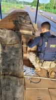 Bitrem furtado é recuperado pela PRF com carga de cigarros