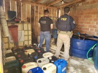 PRF e Polícia Civil prendem cinco pessoas em operação contra grupo criminoso ligado a furtos e roubos de cargas