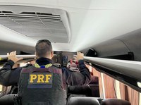 PRF realiza abordagens educativas sobre o autismo em rodoviárias e unidades operacionais no Paraná