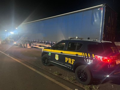 Motorista foi parado após denúncia de outro condutor, que sofreu colisão