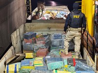 No dia Internacional de combate às drogas, PRF apreende mais de 17 toneladas de maconha em Marechal Cândido Rondon (PR)