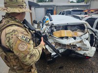 PRF apreende falsa viatura policial em Balsa Nova (PR)