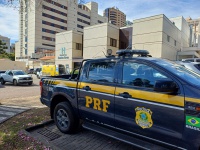 PRF escolta mulher em trabalho de parto até maternidade no Paraná