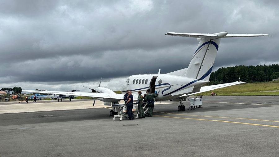 Momento da chegada do avião
