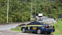 Operação de Segurança Viária da PRF no Paraná busca reduzir acidentes durante o feriado prolongado de Corpus Christi.