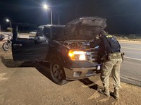 Carro roubado em Salvador é recuperado pela PRF em Petrolina