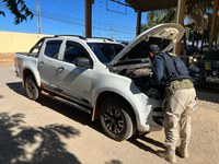 Homem compra caminhonete roubada em "oferta" e é detido em Petrolina