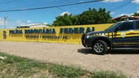 Homem é flagrado com R$30 mil dentro de carro em Juazeiro