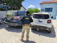 PRF detém homem com carro roubado em São José do Belmonte