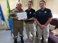 PRF promove encontro institucional com Corpo de Bombeiros e PMPE em Serra Talhada-PE