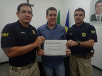 PRF realiza visita institucional à Prefeitura de Custódia