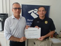 PRF reúne-se com a Receita Federal em Serra Talhada