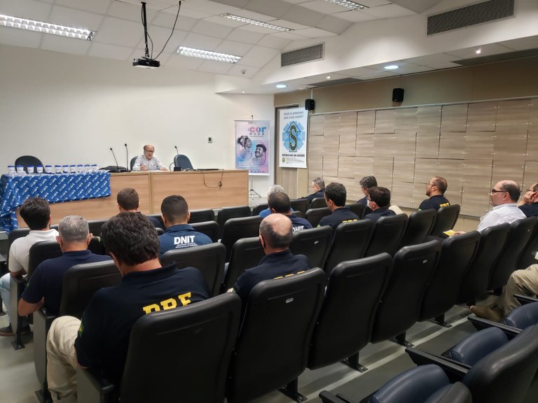 PALESTRA NOVEMBRO AZUL.jpg